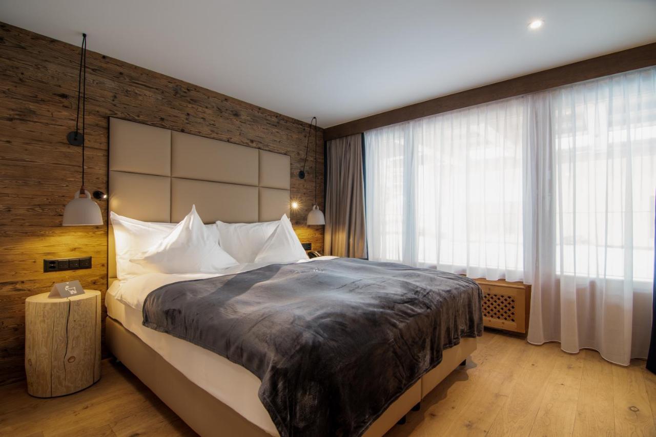 Walliserhof Grand-Hotel & Spa Relais & Chateaux サース フェー エクステリア 写真